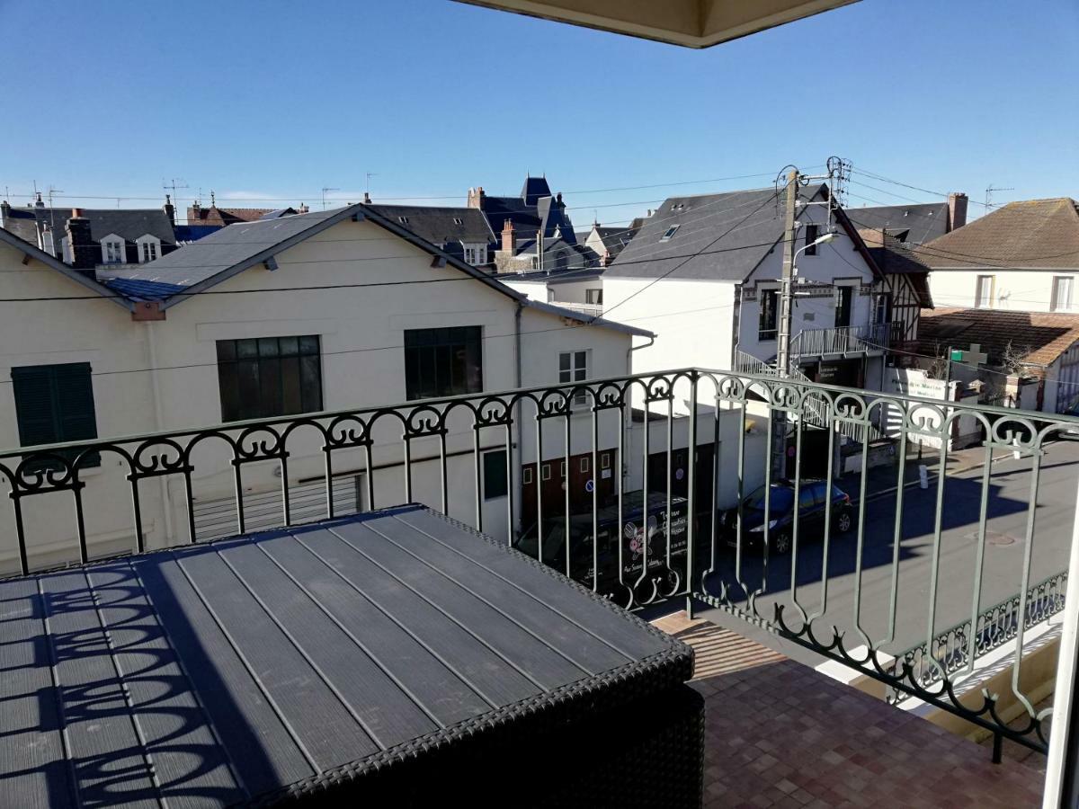 Cabourg - Hyper Centre, Plage Zewnętrze zdjęcie